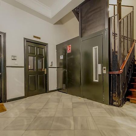 Modern Apt Para 6Px En La Plaza De Tirso De Molina Madrid Dış mekan fotoğraf