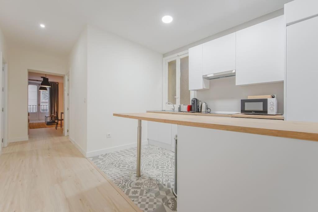 Modern Apt Para 6Px En La Plaza De Tirso De Molina Madrid Dış mekan fotoğraf